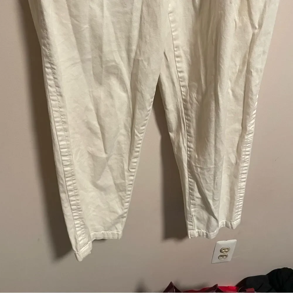 FREE PEOPLE High Waisted ‘90S Peg Paperbag Pants in Creme- Size 8
